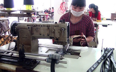 箱包廠加工業轉型你需了解的4大關鍵性差異